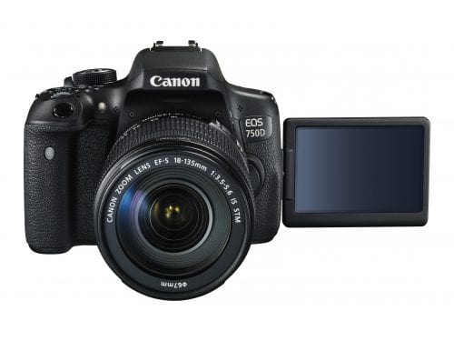 eos-750d-ef-s18-135stm-fra-lcdopen